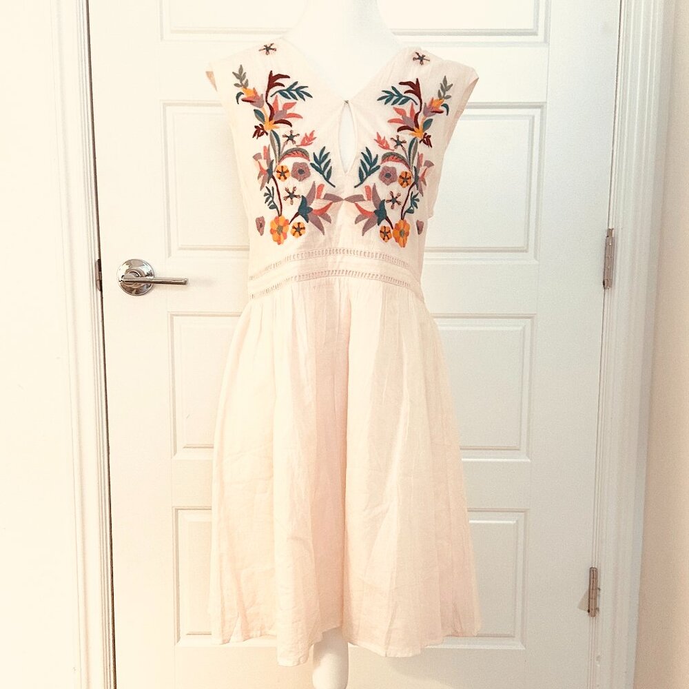 Embroidered Cream Mini Dress with Floral Accents